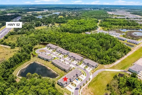 Adosado en venta en Land O' Lakes, Florida, 3 dormitorios, 215.44 m2 № 1677810 - foto 6