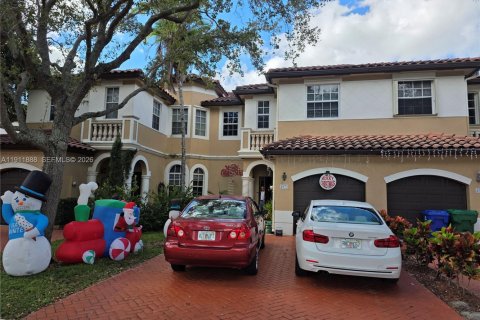 Touwnhouse à louer à Miramar, Floride: 2 chambres, 148.74 m2 № 1973250 - photo 7