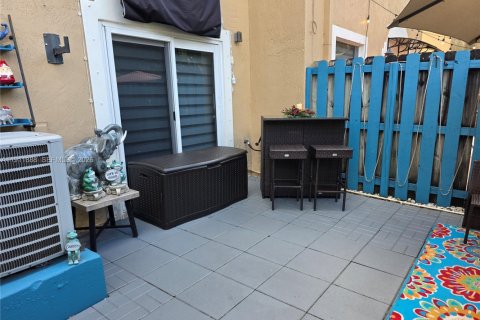 Touwnhouse à louer à Miramar, Floride: 2 chambres, 148.74 m2 № 1973250 - photo 11