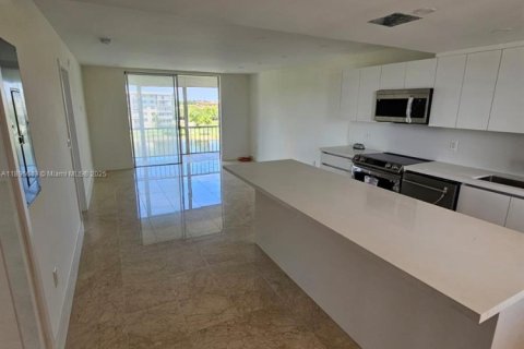 Condominio en alquiler en Aventura, Florida, 1 dormitorio, 71.35 m2 № 1963385 - foto 15