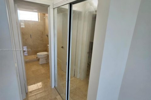 Condominio en alquiler en Aventura, Florida, 1 dormitorio, 71.35 m2 № 1963385 - foto 26