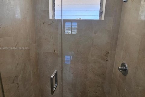 Condominio en alquiler en Aventura, Florida, 1 dormitorio, 71.35 m2 № 1963385 - foto 22