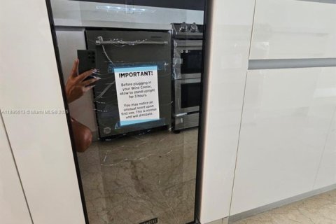 Condominio en alquiler en Aventura, Florida, 1 dormitorio, 71.35 m2 № 1963385 - foto 10