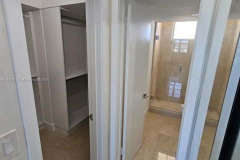 Condominio en alquiler en Aventura, Florida, 1 dormitorio, 71.35 m2 № 1963385 - foto 24