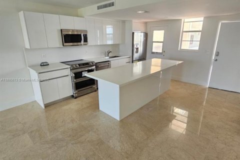 Condominio en alquiler en Aventura, Florida, 1 dormitorio, 71.35 m2 № 1963385 - foto 19