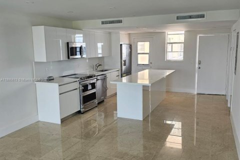 Condominio en alquiler en Aventura, Florida, 1 dormitorio, 71.35 m2 № 1963385 - foto 6