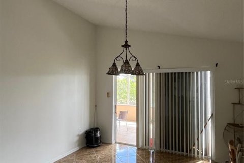 House in Davenport, Florida 4 bedrooms, 153.66 sq.m. № 1634433 - photo 7
