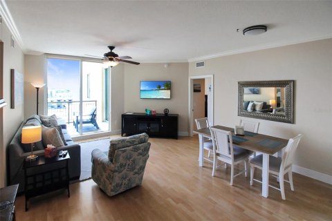 Copropriété à louer à Sarasota, Floride: 2 chambres, 121.7 m2 № 2158021 - photo 8