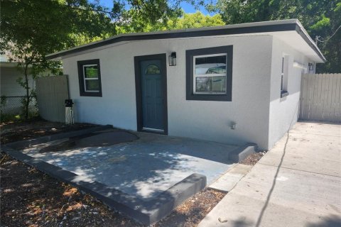 House in Tarpon Springs, Florida 3 bedrooms, 75.81 sq.m. № 1644040 - photo 28