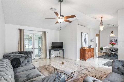 Casa en venta en Ocala, Florida, 3 dormitorios, 153.29 m2 № 1902019 - foto 11