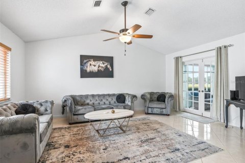 Casa en venta en Ocala, Florida, 3 dormitorios, 153.29 m2 № 1902019 - foto 9