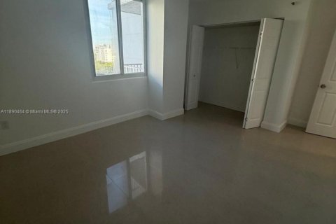 Купить кондоминиум в Майами, Флорида 1 спальня, 64.01м2, № 2021412 - фото 11