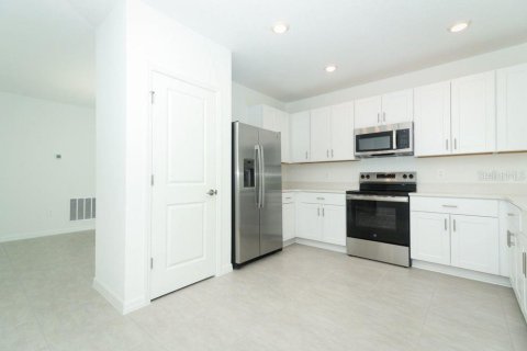 House in Haines City, Florida 3 bedrooms, 148.92 sq.m. № 1765845 - photo 7