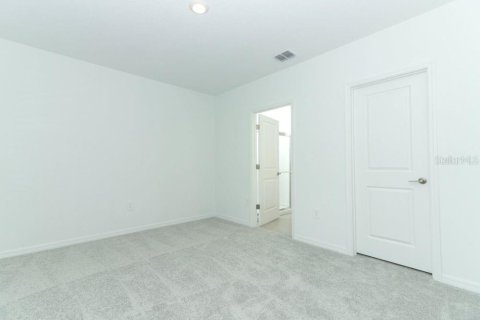 House in Haines City, Florida 3 bedrooms, 148.92 sq.m. № 1765845 - photo 16