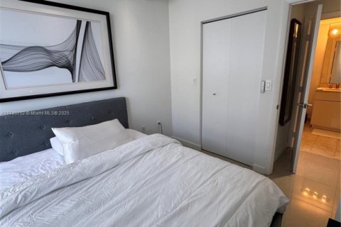 Condominio en venta en Miami Beach, Florida, 1 dormitorio, 63.45 m2 № 1708834 - foto 11