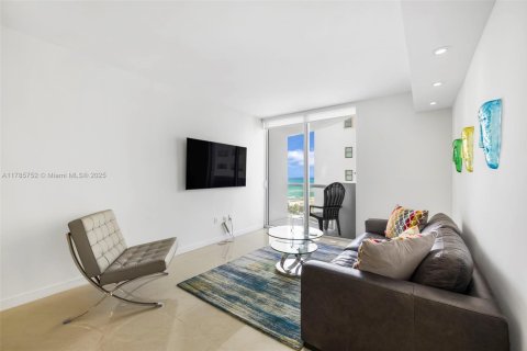 Condominio en venta en Miami Beach, Florida, 1 dormitorio, 63.45 m2 № 1708834 - foto 7