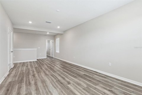 House in San Antonio, Florida 5 bedrooms, 272.58 sq.m. № 1832658 - photo 19