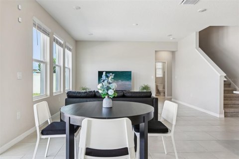 House in San Antonio, Florida 5 bedrooms, 272.58 sq.m. № 1832658 - photo 5
