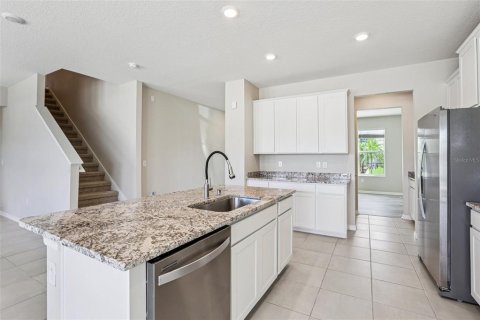 House in San Antonio, Florida 5 bedrooms, 272.58 sq.m. № 1832658 - photo 12
