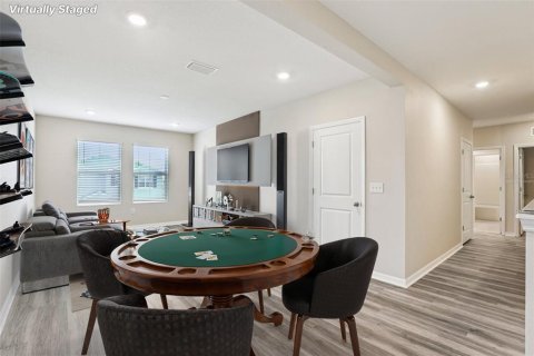 House in San Antonio, Florida 5 bedrooms, 272.58 sq.m. № 1832658 - photo 16