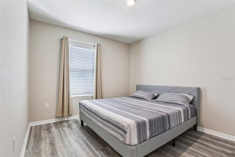 House in San Antonio, Florida 5 bedrooms, 272.58 sq.m. № 1832658 - photo 21
