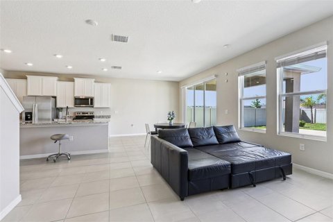 House in San Antonio, Florida 5 bedrooms, 272.58 sq.m. № 1832658 - photo 4