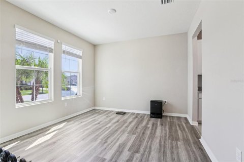 House in San Antonio, Florida 5 bedrooms, 272.58 sq.m. № 1832658 - photo 8