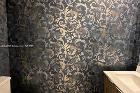 Снять в аренду таунхаус в Дорал, Флорида 3 спальни, 157.19м2, № 1936238 - фото 7