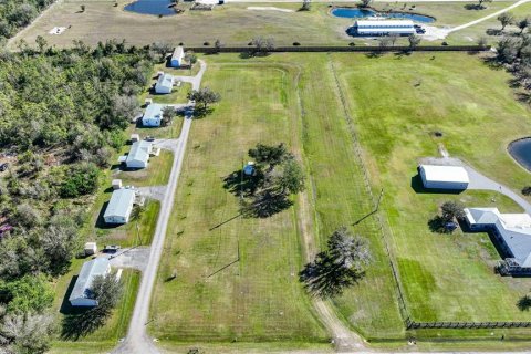 Propiedad comercial en venta en Arcadia, Florida, 10 dormitorios, 489.97 m2 № 1564133 - foto 1
