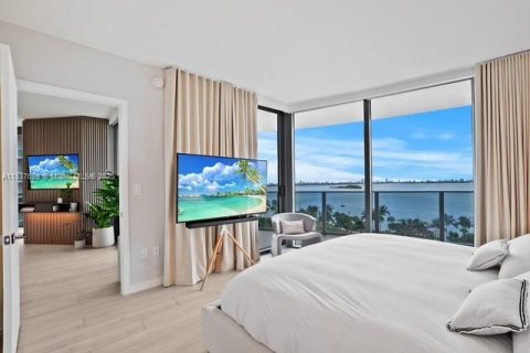 Condominio en venta en Miami, Florida, 3 dormitorios, 187.48 m2 № 1822216 - foto 22