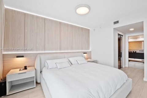 Condominio en venta en Miami, Florida, 3 dormitorios, 187.48 m2 № 1822216 - foto 23