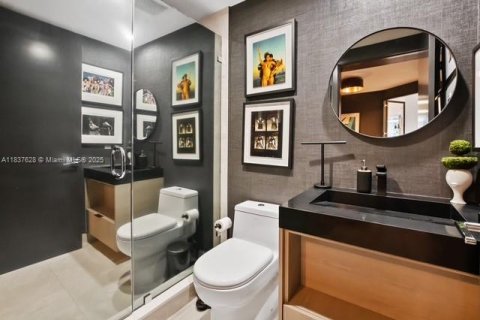 Condominio en venta en Miami, Florida, 3 dormitorios, 187.48 m2 № 1822216 - foto 20