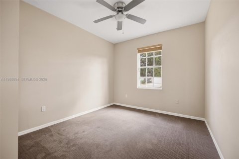 Купить виллу или дом в Майами, Флорида 4 спальни, 182.27м2, № 2025098 - фото 20