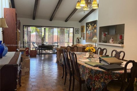 Townhouse in Miami, Florida 3 bedrooms, 146.79 sq.m. № 1953088 - photo 7