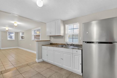 House in Kissimmee, Florida 2 bedrooms, 71.26 sq.m. № 1904643 - photo 6