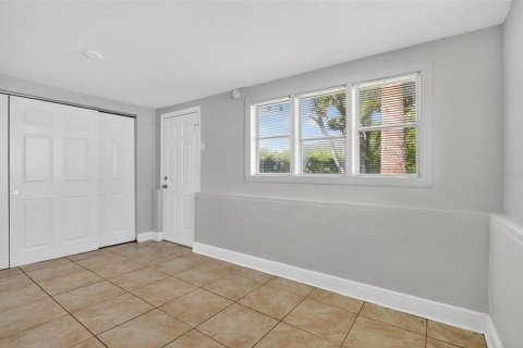 House in Kissimmee, Florida 2 bedrooms, 71.26 sq.m. № 1904643 - photo 9