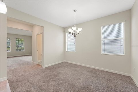 House in Orlando, Florida 3 bedrooms, 181.16 sq.m. № 2388964 - photo 13