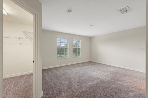 House in Orlando, Florida 3 bedrooms, 181.16 sq.m. № 2388964 - photo 21