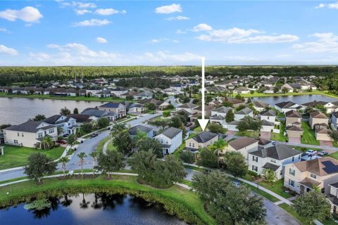 House in Orlando, Florida 3 bedrooms, 181.16 sq.m. № 2388964 - photo 3