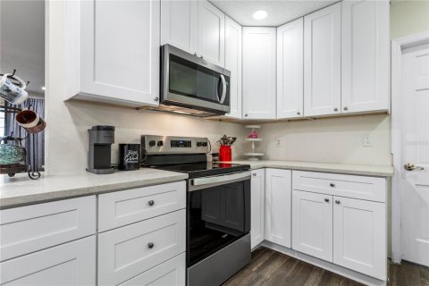 Villa ou maison à vendre à Grand Island, Floride: 4 chambres, 296.82 m2 № 1530186 - photo 13