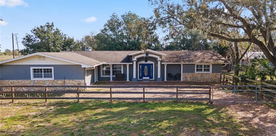 Villa ou maison à Grand Island, Floride 4 chambres, 296.82 m2 № 1530186