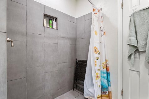 Villa ou maison à vendre à Grand Island, Floride: 4 chambres, 296.82 m2 № 1530186 - photo 20