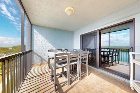 Condo in New Smyrna Beach, Florida, 2 bedrooms  № 1532014 - photo 18