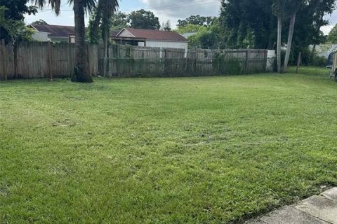 House in Saint Petersburg, Florida 2 bedrooms, 80.36 sq.m. № 1837478 - photo 10