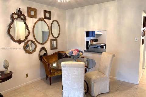 Condo in Margate, Florida, 2 bedrooms  № 1804402 - photo 6