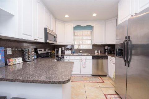 Villa ou maison à vendre à Homestead, Floride: 3 chambres, 122.45 m2 № 1701334 - photo 8