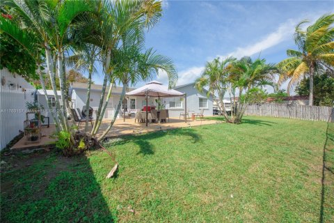 Villa ou maison à vendre à Homestead, Floride: 3 chambres, 122.45 m2 № 1701334 - photo 17