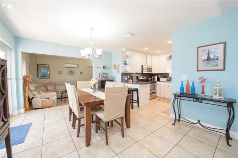 Villa ou maison à vendre à Homestead, Floride: 3 chambres, 122.45 m2 № 1701334 - photo 6