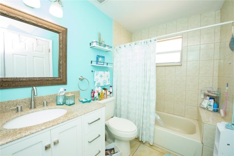 Villa ou maison à vendre à Homestead, Floride: 3 chambres, 122.45 m2 № 1701334 - photo 13