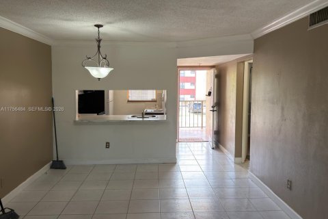 Купить кондоминиум в Мирамар, Флорида 2 спальни, 76.18м2, № 2042649 - фото 5